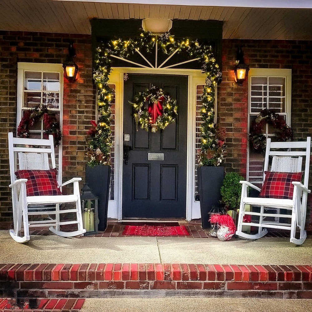 Achieve Farmhouse Elegance with Warm-toned Fairy Lights 