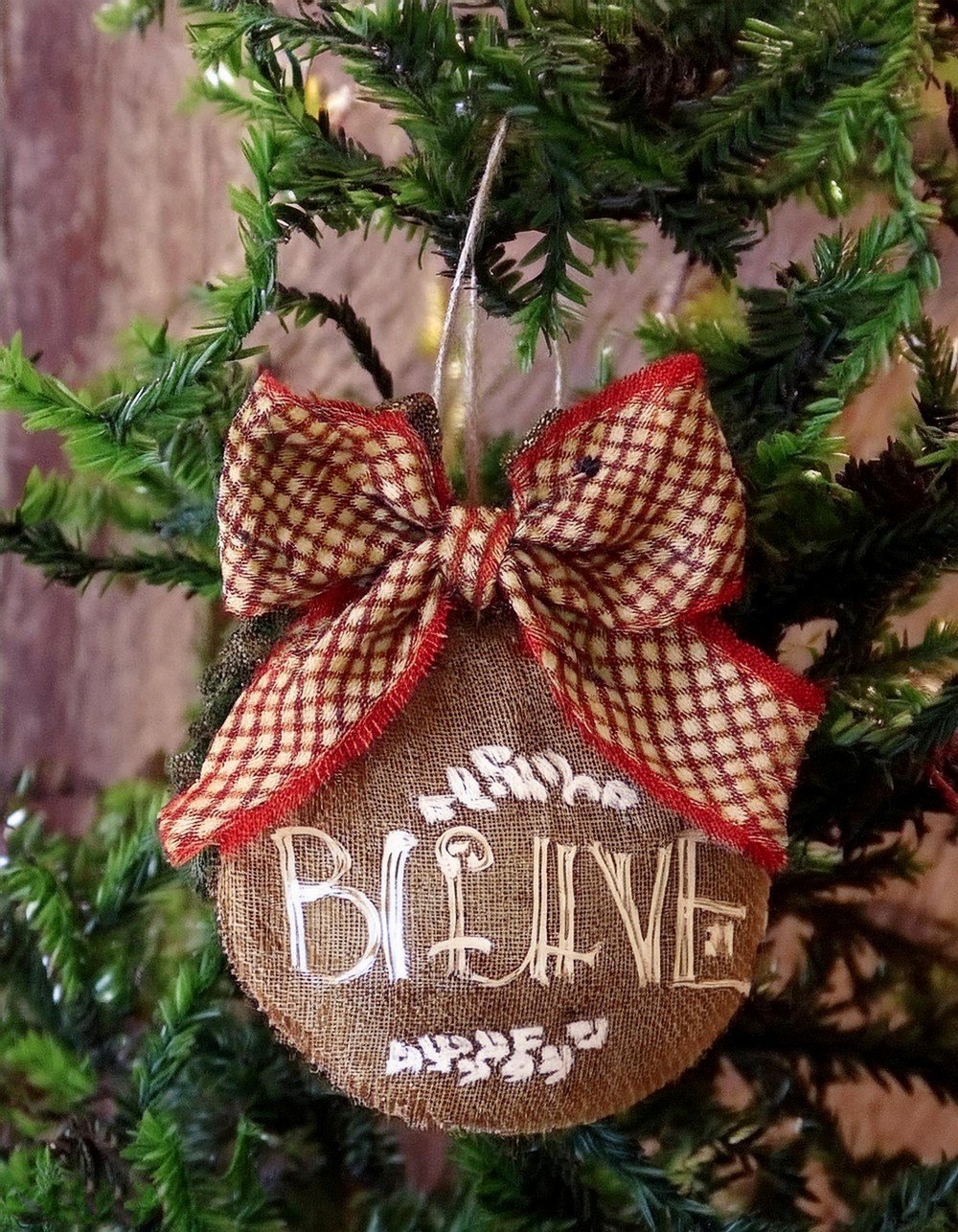 Add Rustic Charm to Your Tree with Burlap Ornaments