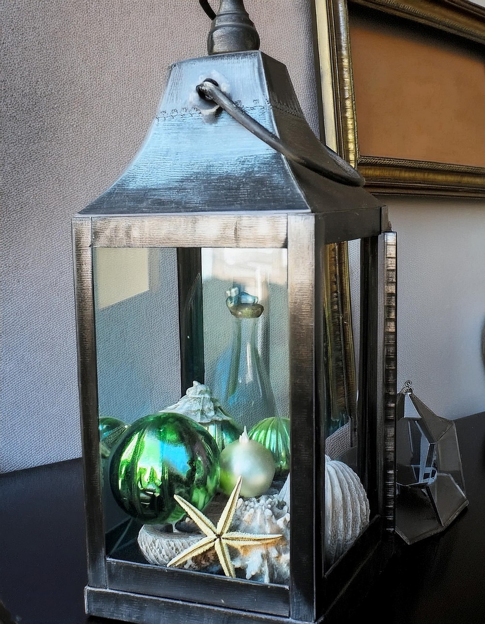 Brighten Up Your Space with a Coastal-Inspired Lantern Décor
