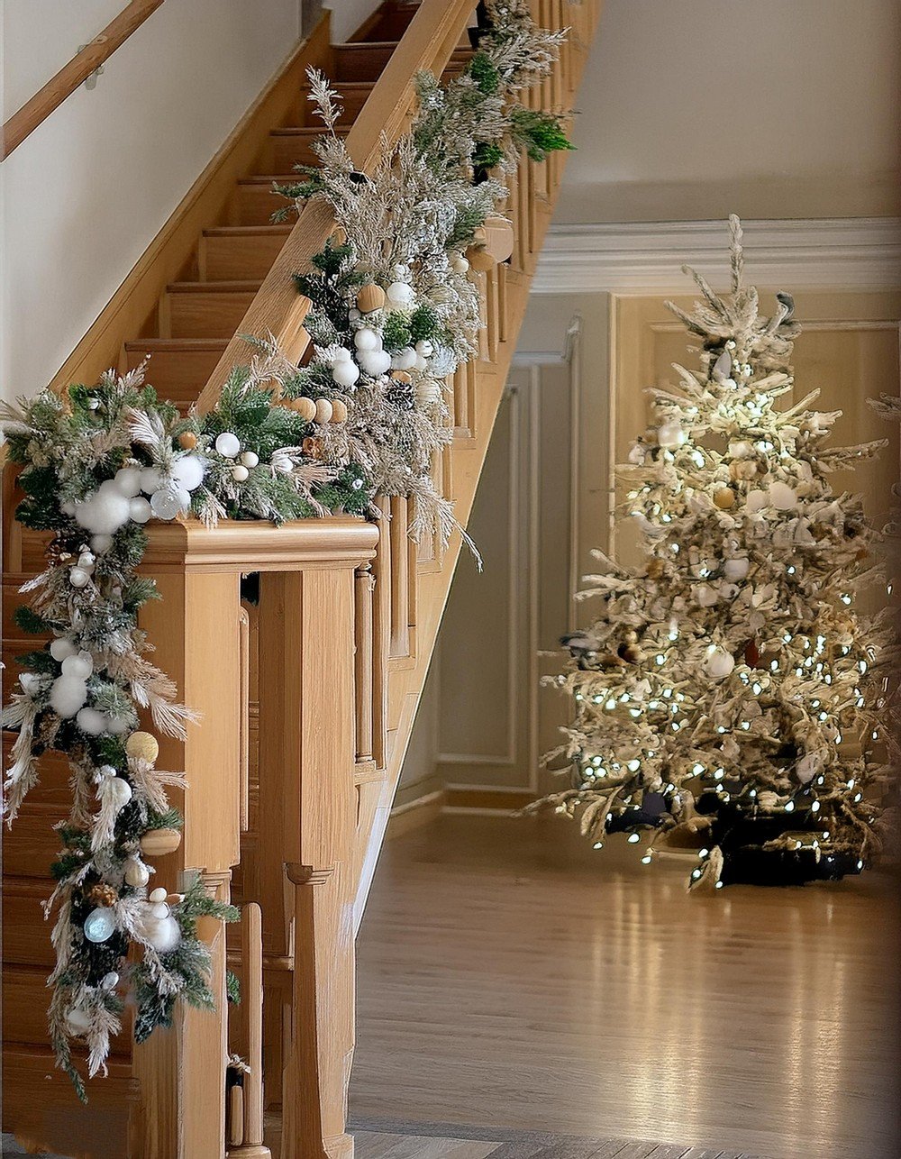 Matching Garland And Christmas Tree