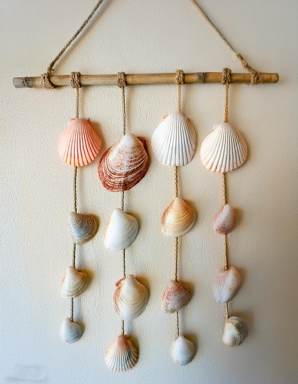 Clam Seashell Mini Wall Hanging